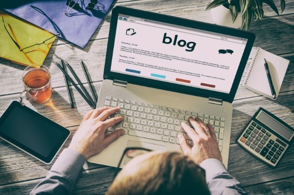 Conception site web : pourquoi créer un blog à son site Internet ?