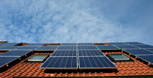 ¿Sabías que también se pueden alquilar las placas solares? Descubre las ventajas
