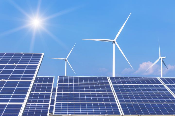 Solar and Wind Hybrid Systems