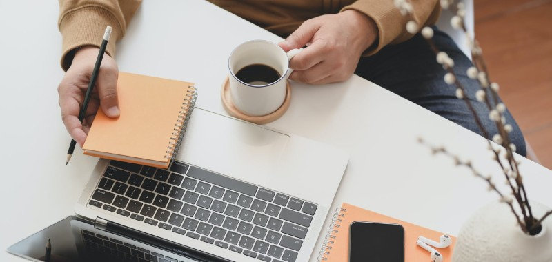 table with laptop