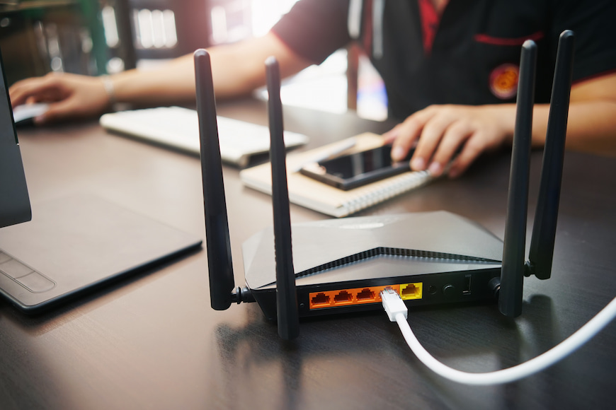 broadband router assessing speed