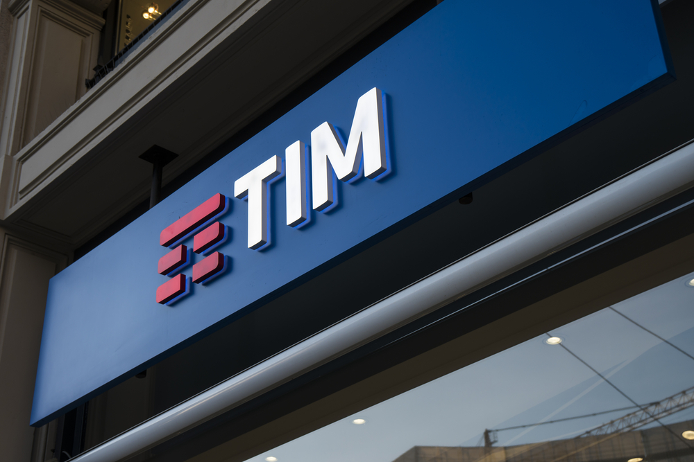 Com R$100 milhões em dívidas, TIM pede recuperação judicial