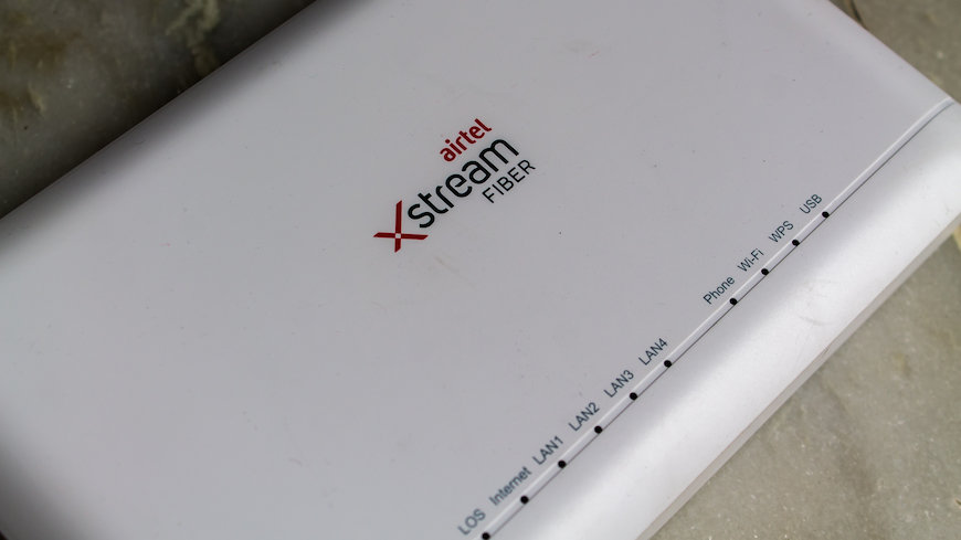 Airtel Xstream Fiber router on a surface