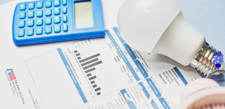 Decreto bollette: bonus da 55 euro in bozza e sconto luce per le PMI